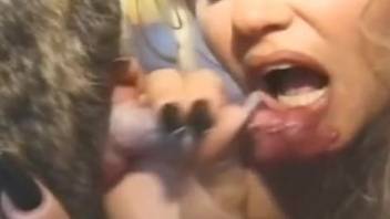 Impressive zoo fuck video with hot sex